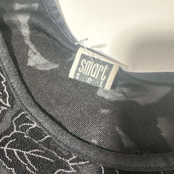 Vintage 90s Top, Sheer Mesh, Smart Set, Long Sleeve, Size Small, Black Roses - Picture 2 of 4